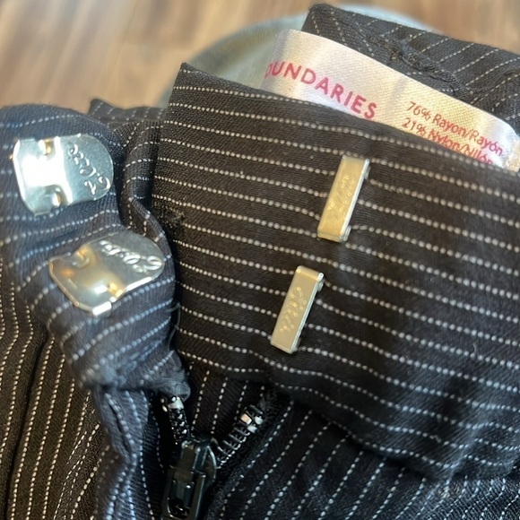 No boundaries size 7 girls dress pants - Picture 5 of 5